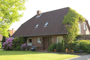 Haus im Wiesengrund